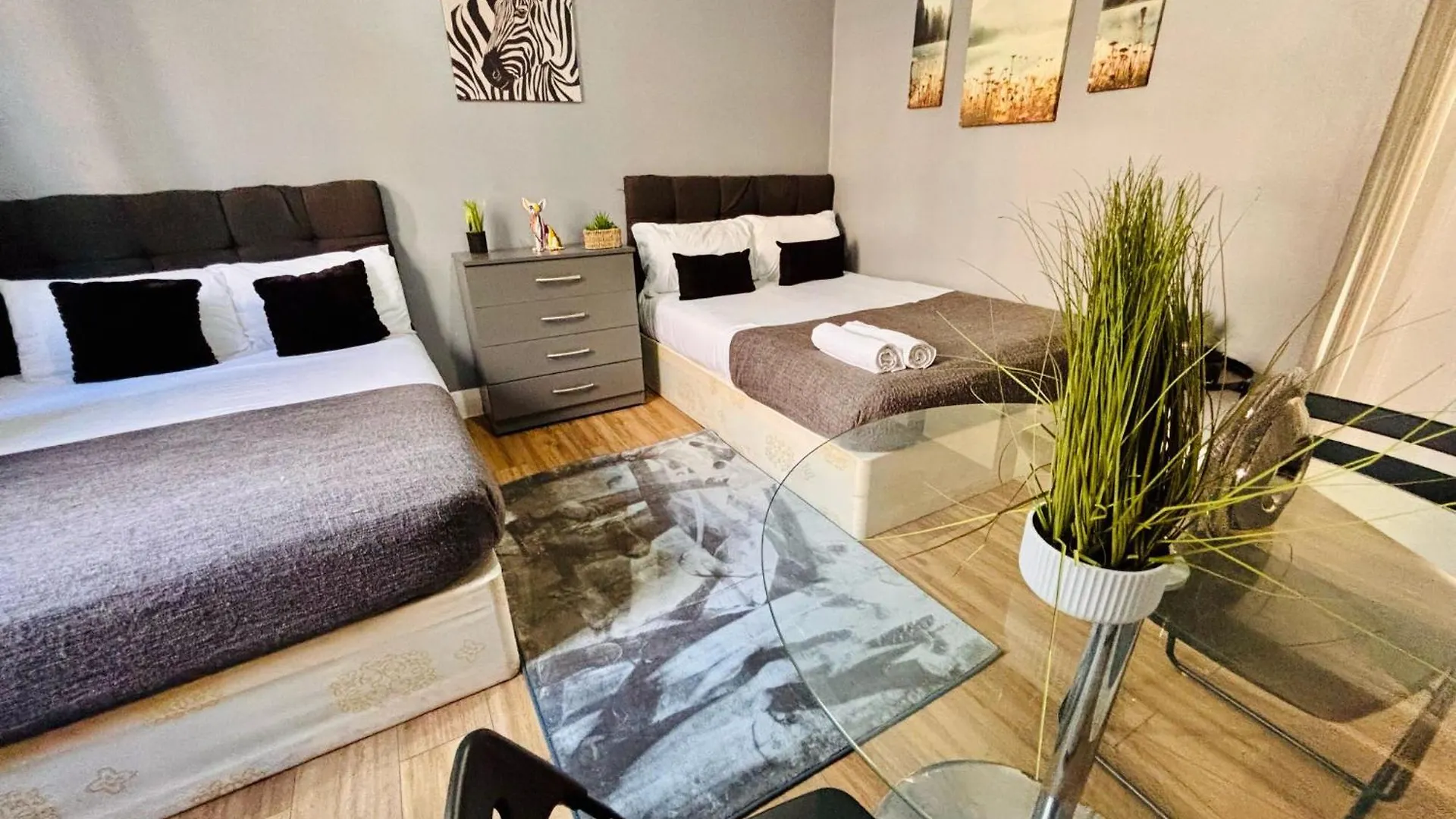 Central London Flats, Best Location For Tourists, Next Tower Bridge