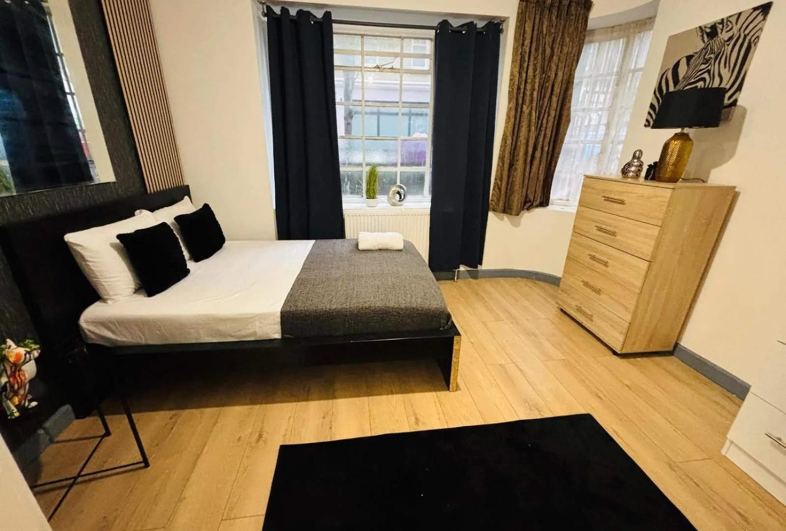 Central London Flats, Best Location For Tourists, Next Tower Bridge Apartment