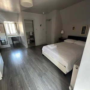 Hotel apartamentowy Petticoat, Londyn