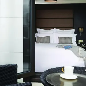 4* מלון The Westbridge Stratford