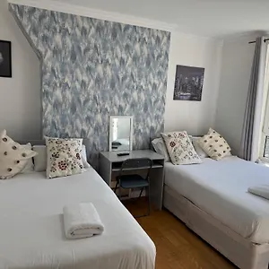 Apartament Budget Grey House, Londyn